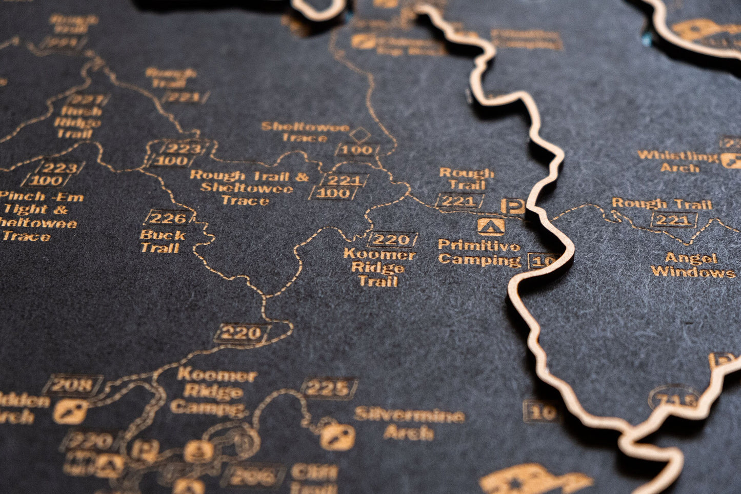 Mapa circular de madera cortado a laser de una ciudad personalizada. Arte mapa en madera. Mapa grabado laser. Decoración con mapas.