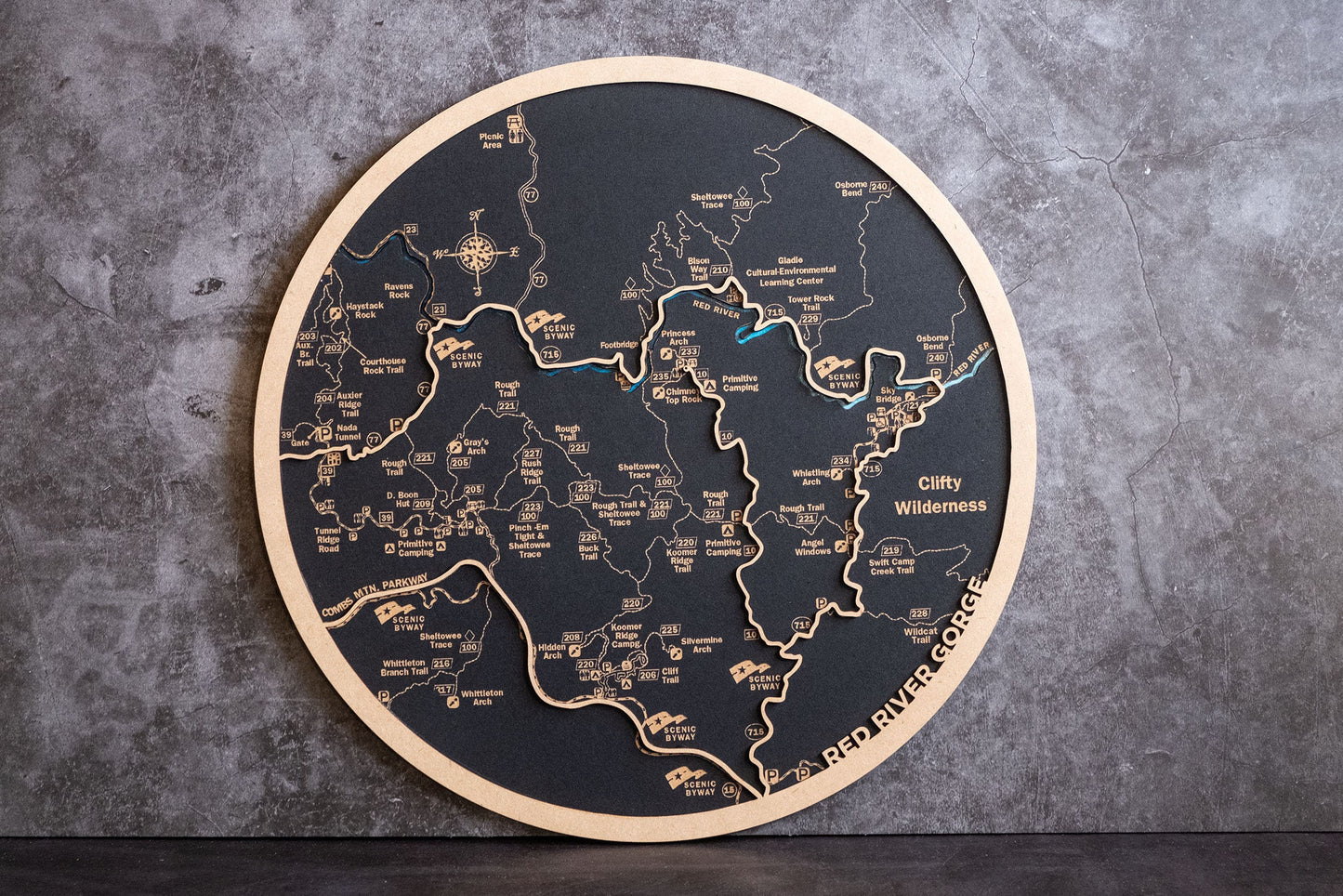 Mapa circular de madera cortado a laser de una ciudad personalizada. Arte mapa en madera. Mapa grabado laser. Decoración con mapas.