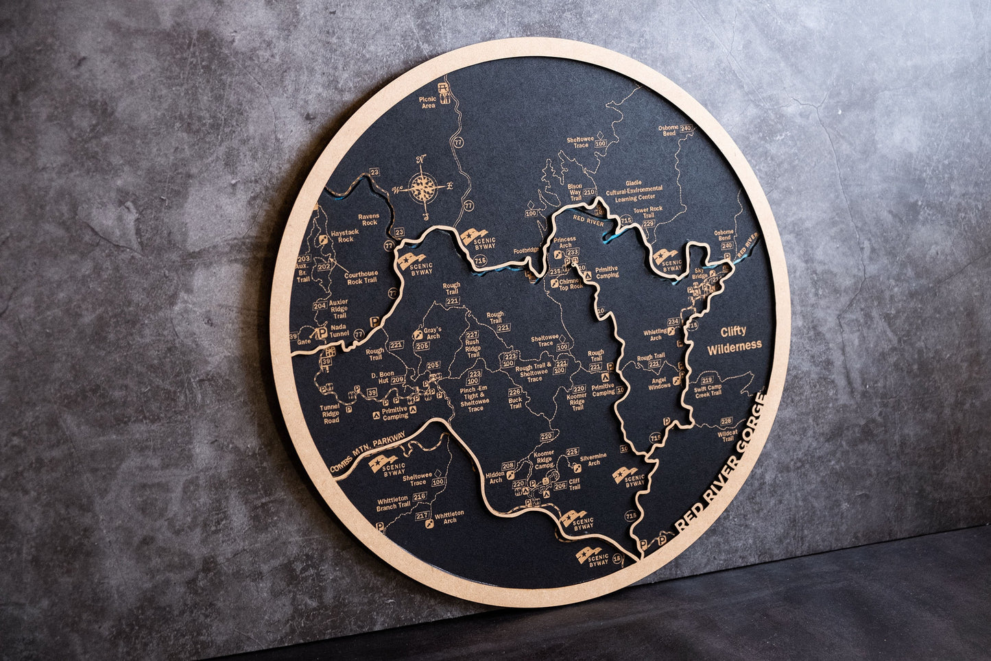 Mapa circular de madera cortado a laser de una ciudad personalizada. Arte mapa en madera. Mapa grabado laser. Decoración con mapas.